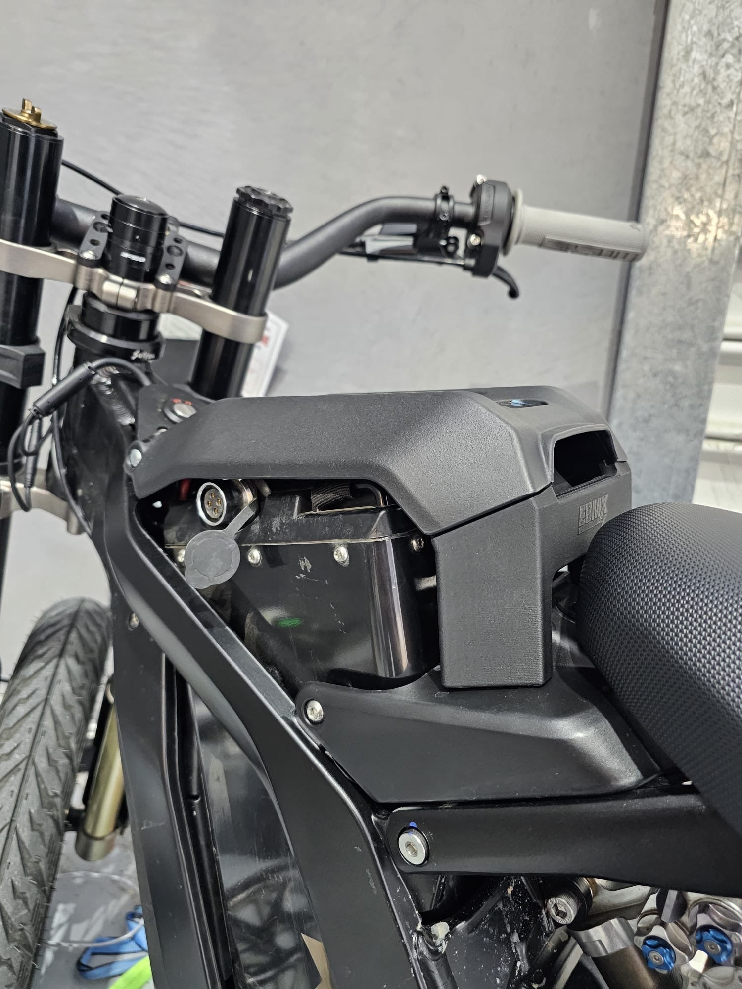 EBMX 3D Printed Battery Clip Extension for Surron / Segway