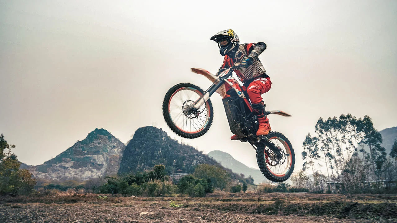 The Fastest Electric Dirt Bike Builds Riders Are Posting Online