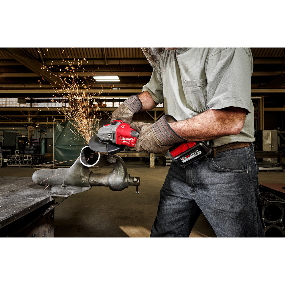 Milwaukee 2981-20 M18 FUEL 4-1/2" - 6" GRINDER, SLIDE SWITCH LOCK-ON, Bare