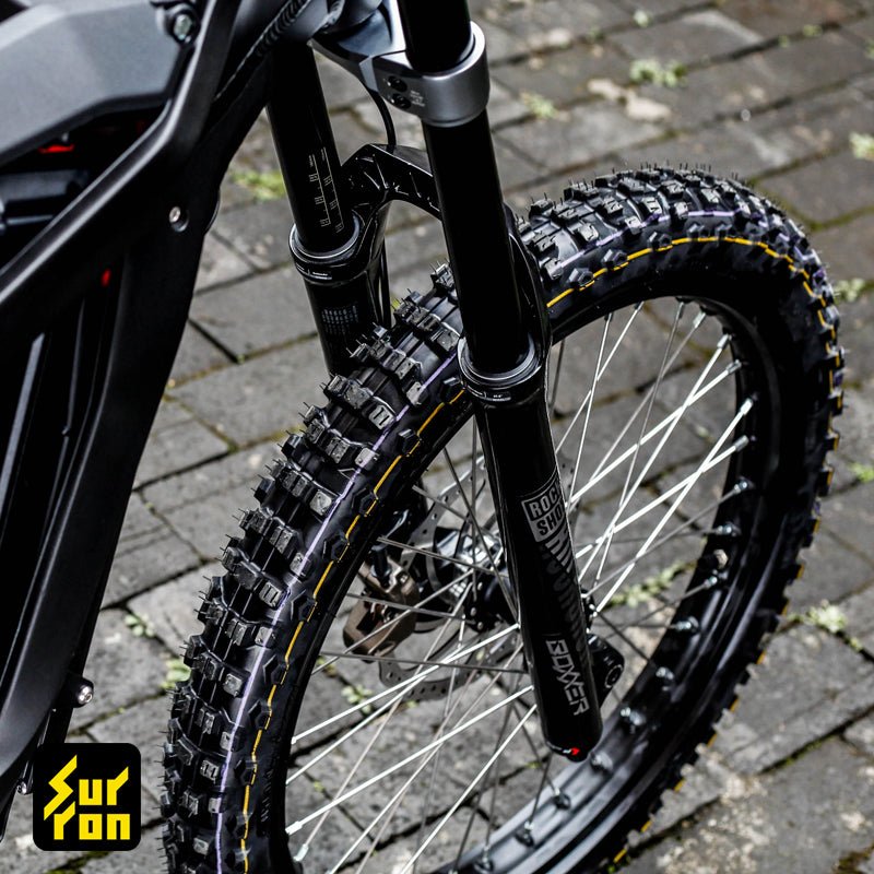 Light Bee Off Road Tire - Surron Canada